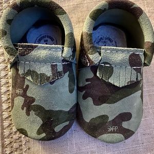 Freshly Picked Mini Sole Army